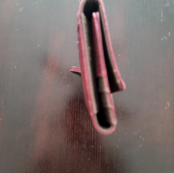 Liz Claiborne Vintage Wallet - Picture 5 of 5